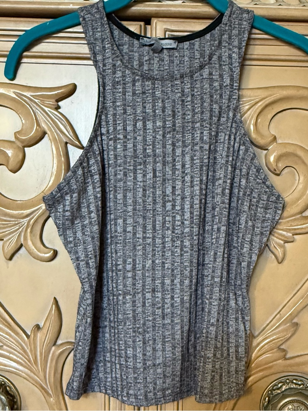 Charlotte Russe Gray Ribbed High-Neck Tank in guc stretchy sz M
